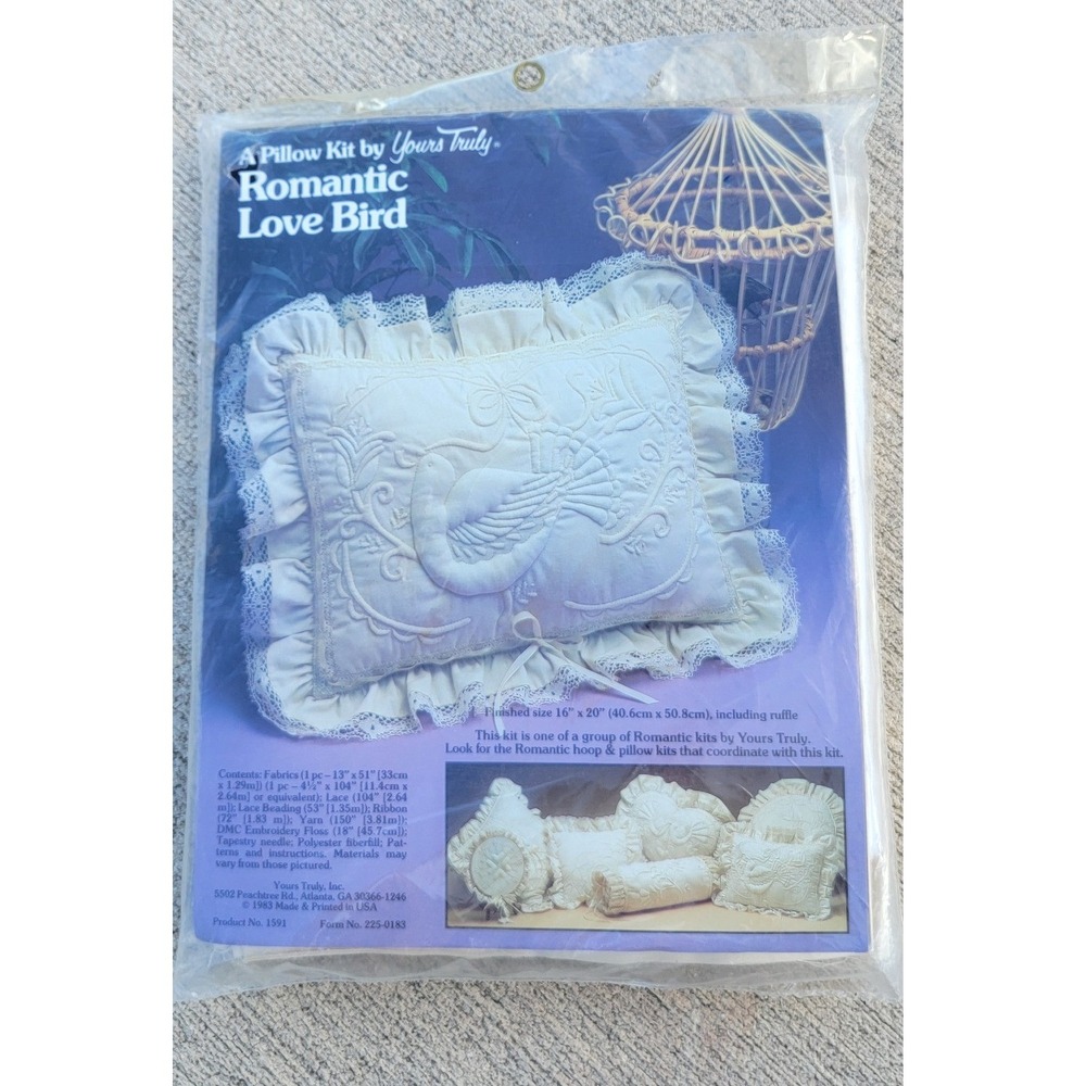Vintage 1983 Yours Truly Romantic Love Bird Pillow Kit 1591 Lace Ruffle 16x20